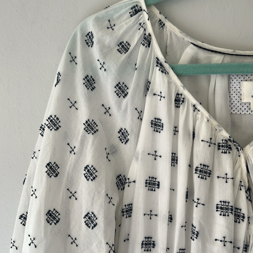 Elegant White and Blue cotton patterned Dress by Anthropologie dress.  Size M - Picture 2 of 8